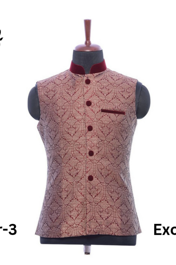 Elegant Men's Light Pink Slim-Fit Wool Waistcoat